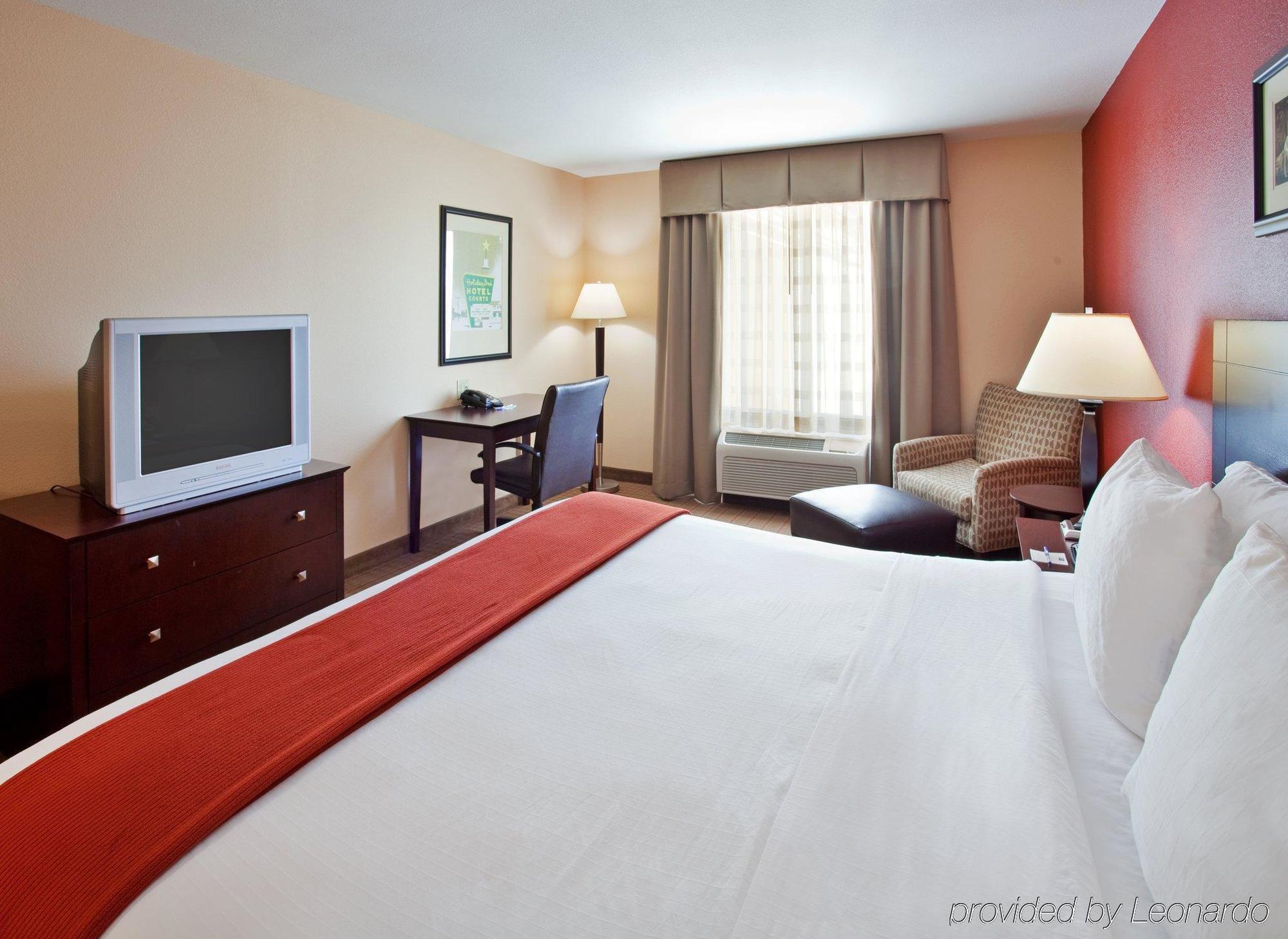 Holiday Inn Express & Suites East Wichita I-35 Andover By Ihg Room photo