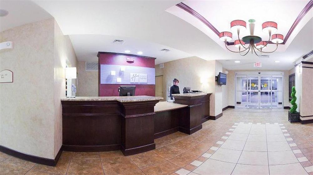 Holiday Inn Express & Suites East Wichita I-35 Andover By Ihg Exterior photo