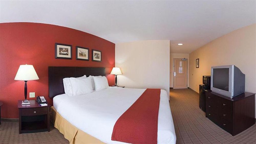 Holiday Inn Express & Suites East Wichita I-35 Andover By Ihg Exterior photo